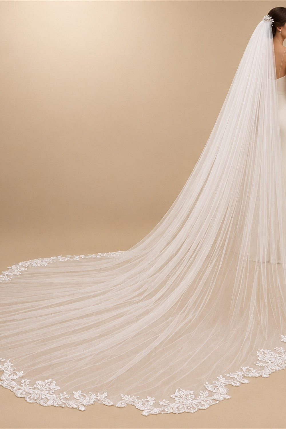 Elegant white Ivory cathedral wedding veil wave shaped lace Bridal veil 3m 4m 5m with Comb  Wedding Accessories Customiz veil