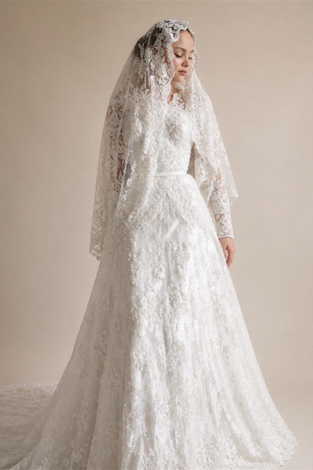 Luxury Custom A Line Wedding Dress Long Sleeve Lace Applique Chapel Train