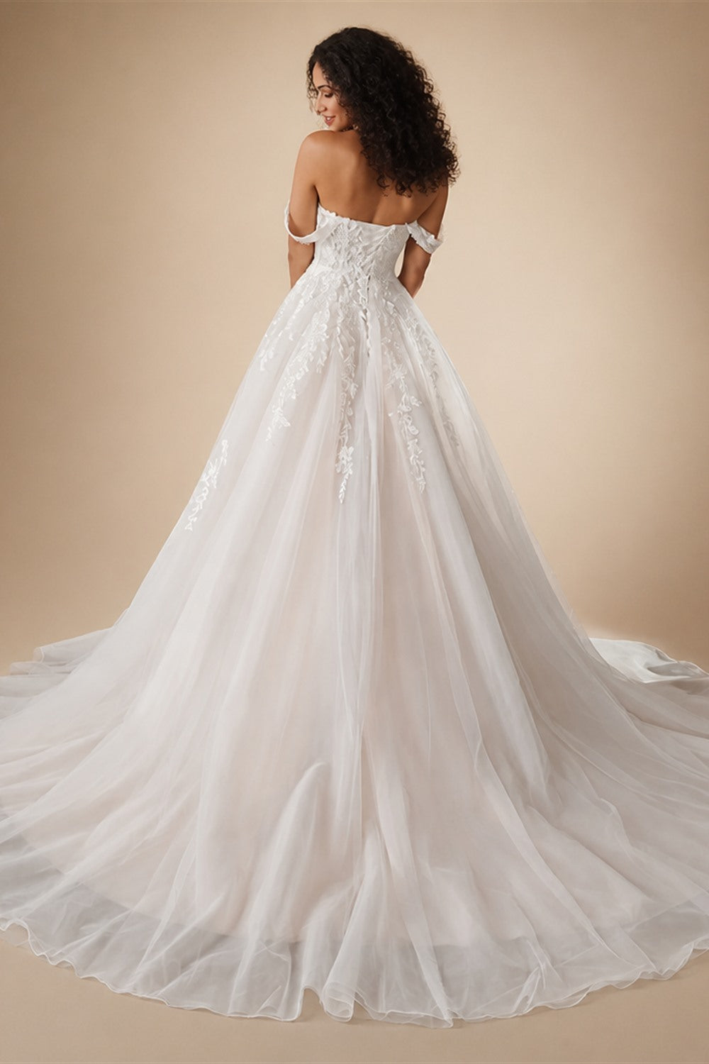 BEPEITHY Customized Strapless A Line Lace Wedding Dresses 2025 Spring Sleeveless Boho Champagne Ivory Bride Beach Bridal Gown