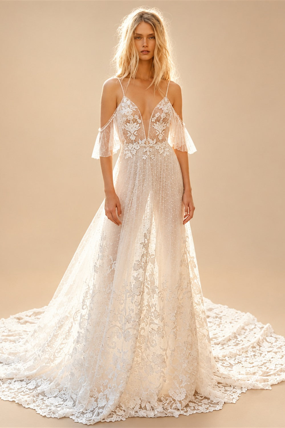 Boho Beach A Line Wedding Dresses Sexy Spaghetti Lace Appliques