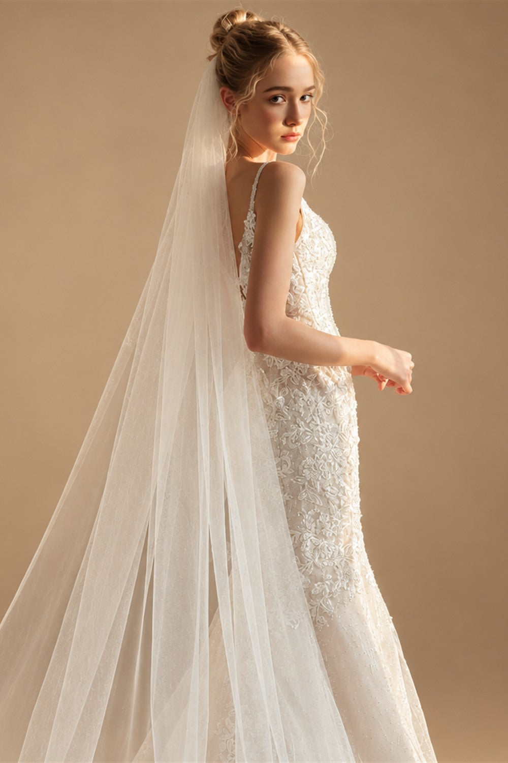 V393 One layer Bridal Veil - White Long Train Wedding Tulle Headpiece for Brides With Comb