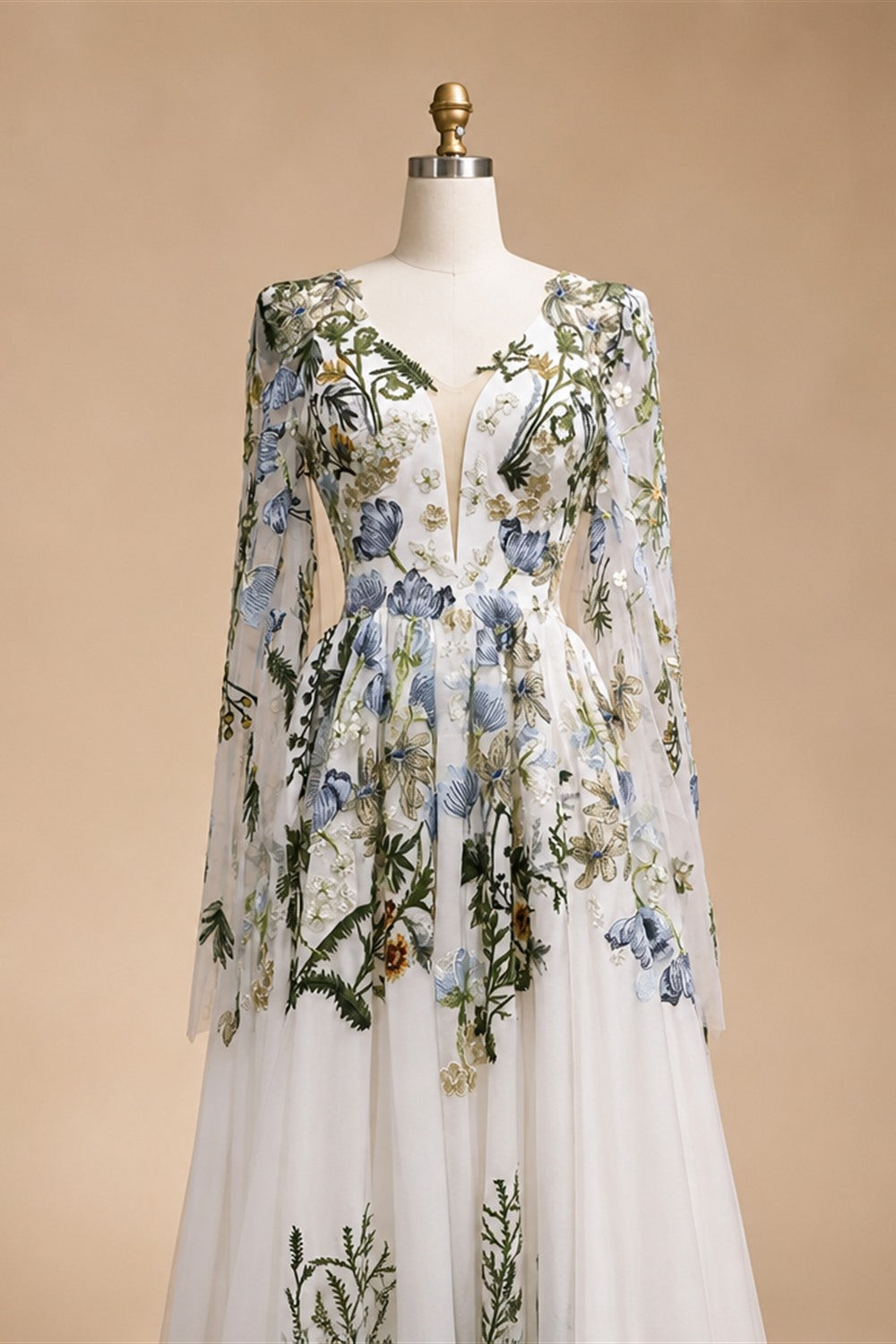 Luxury White Embroidery Long Sleeve Boho Train Wedding Dress ZP158