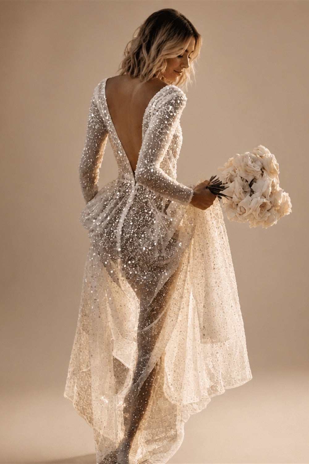 Mordern V- Neck Sequins Wedding Dresses Long Sleeves Floor Length Backless Bridal Gowns Robe De Marié