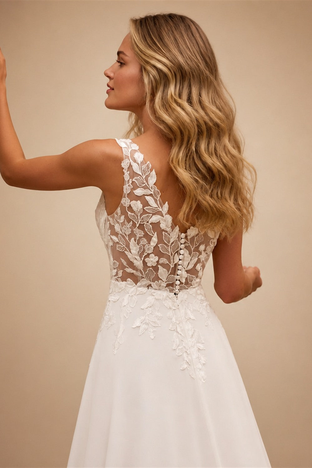Boho A Line Chiffon Wedding Dress Sleeveless Deep V Lace Sheer Back Buttons Sweep Train Beach Bridal Gown Custom Vestido Novia