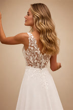 Boho A Line Chiffon Wedding Dress Sleeveless Deep V Lace Sheer Back Buttons Sweep Train Beach Bridal Gown Custom Vestido Novia