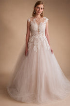 LORI Scoop Lace Applique A Line Wedding Dresses Sleeveless Tulle Boho Bridal Gowns Long Train Elegant Princess Dress Customized