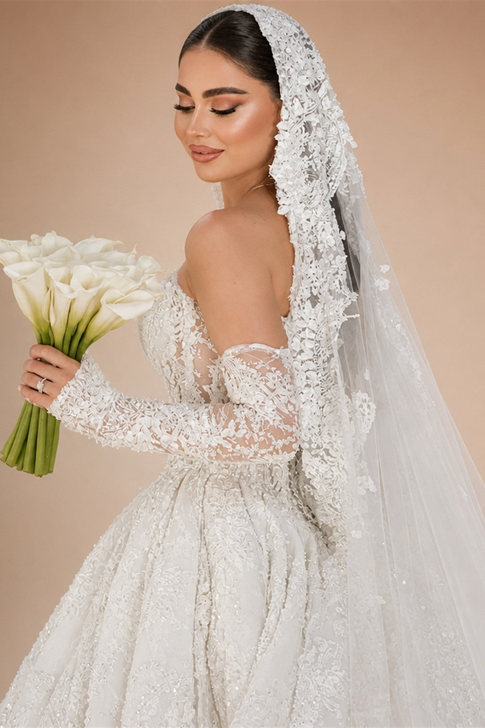 Mocaca Customized Luxury Sequins Lace Applique Ball Gown Wedding Dress Off Shoulder Appliques Long Sleeve Bridal Gown