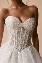 Custom Sleeveless Sweetheart A Line Wedding Dress With Lace Applique Train