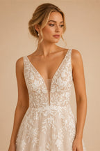 Vintage Lace V-Neck Tulle Wedding Dress Sleeveless Lace Bride Dresses Sexy Backless Open Back Robe De Mariee Customized