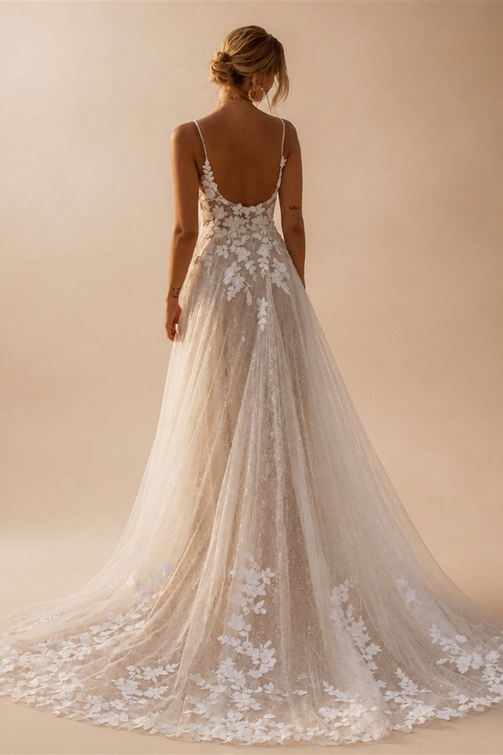 Viktoria Custom Wedding Dress Bride Sweetheart Spaghetti Straps