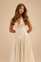 Luxury Spaghetti Strap V-Neck Lace Satin A-Line Wedding Dress with Veil ZP040