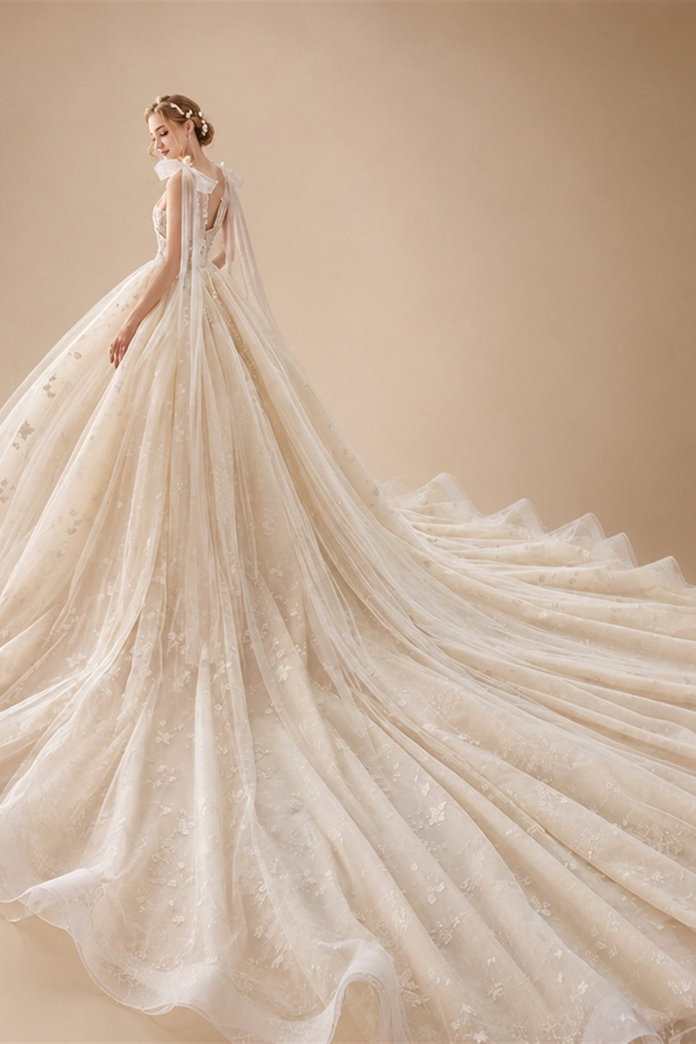 Supper Gorgeous Shiny Crystal Lace Ball Gown Wedding Dress Wih Chapel Train V-neck Bow Shoulder Princess Bridal Dresses