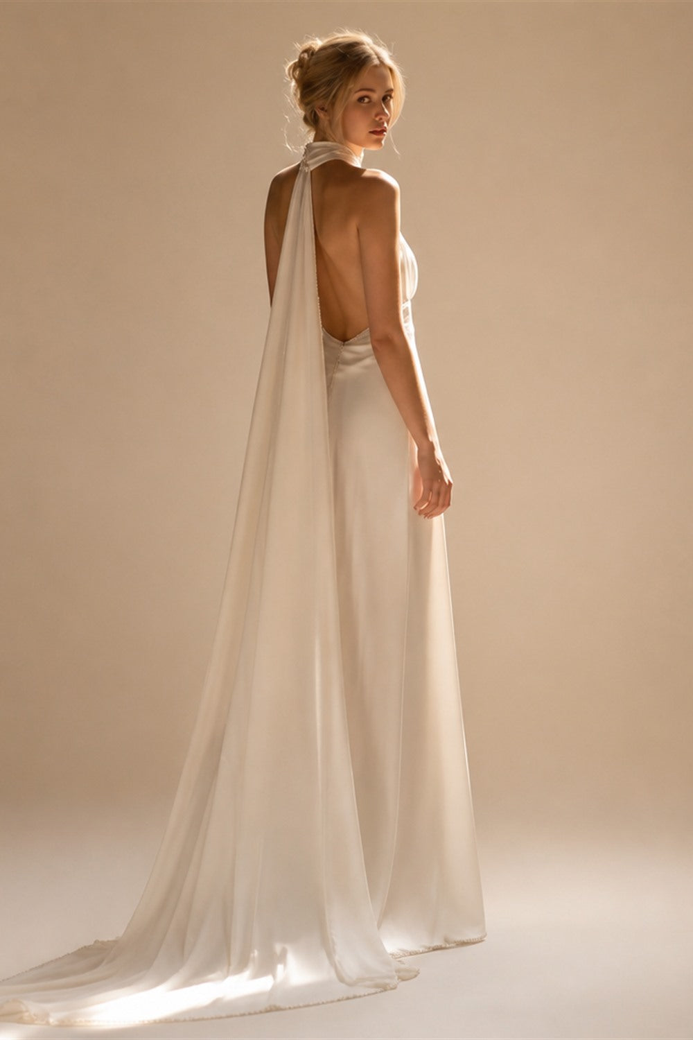 Halter Satin Sleeveless Deep V-neck Wedding Dress Sexy Mermaid Backless Wedding Gown with Court for Bridal Vestidos De Novia