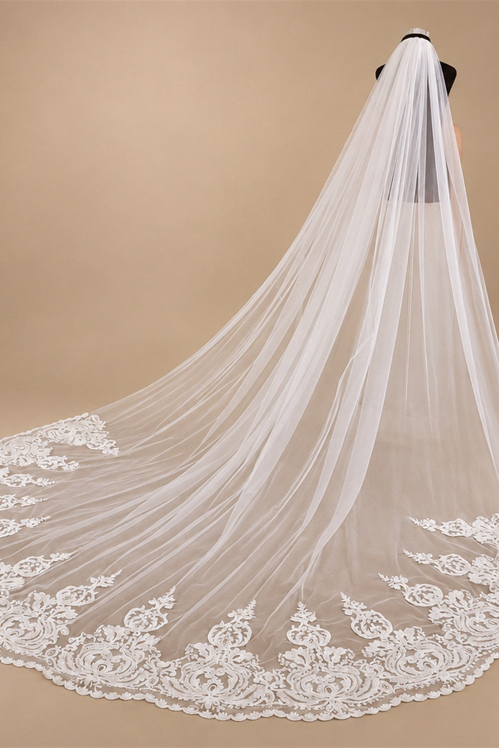 4m Luxury One Layer wedding Veil Cathedral Veil Tulle Bridal Veil With Comb Ivory White Veil Wedding Accessories Customized veil