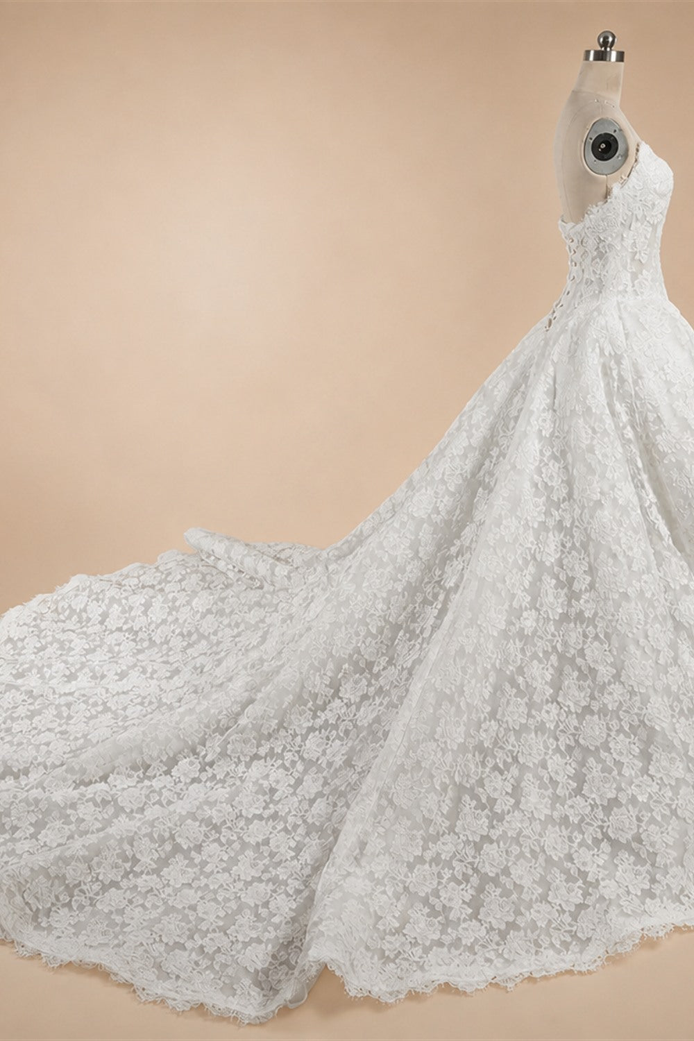 White Floral Lace Strapless Bridal Gown Sweetheart Neckline Front Button Ball Gown ZP011