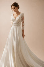 Latest Summer Boho Wedding Dresses Lace Beach Bridal Gowns 2024 Bride Dress V Neckline Wedding Gowns 3/4 Sleeves Illusion Back