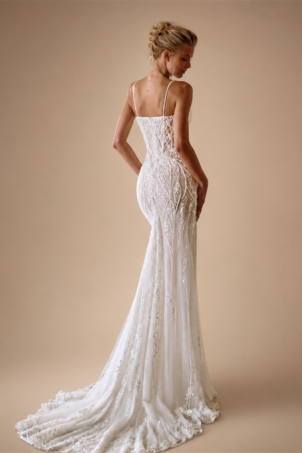 Luxury Sparkling Beaded Lace Wedding Dress With Cape Elegant Mermaid Long Bridal Gown Customized Illusion Dresses For Bride