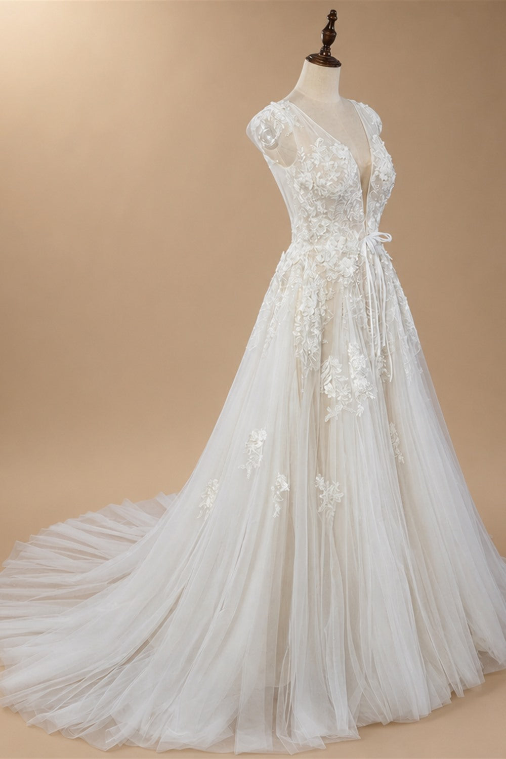 Elegant Ivory V-Neck Cap Sleeve A-Line Lace Tulle Wedding Dress ZP055