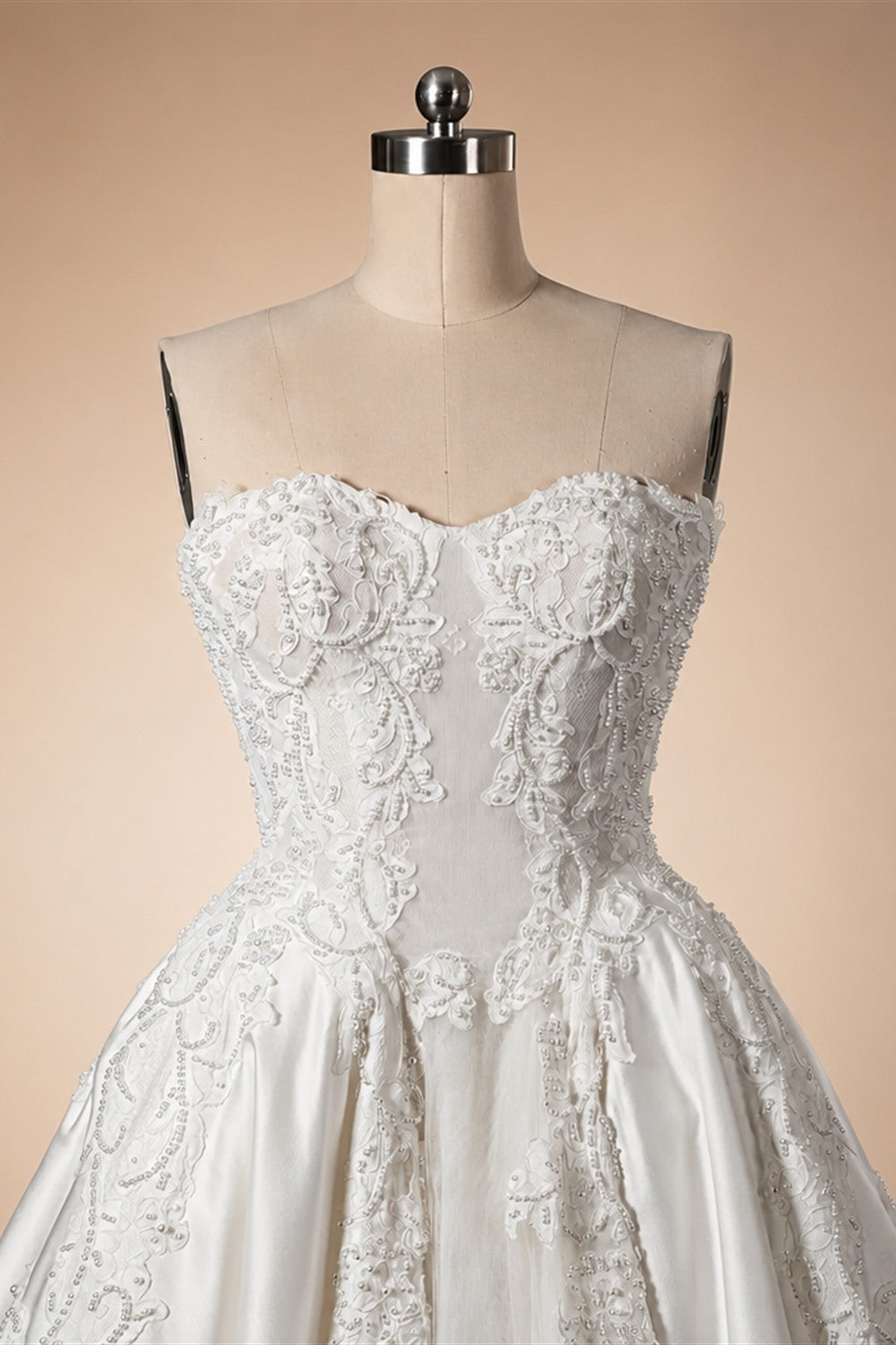 White Satin Strapless Wedding Dress Lace Appliques Sweetheart Neckline Ball Gown ZP010