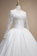 Classic Long Sleeve Lace Ball Gown Wedding Dress ZP180