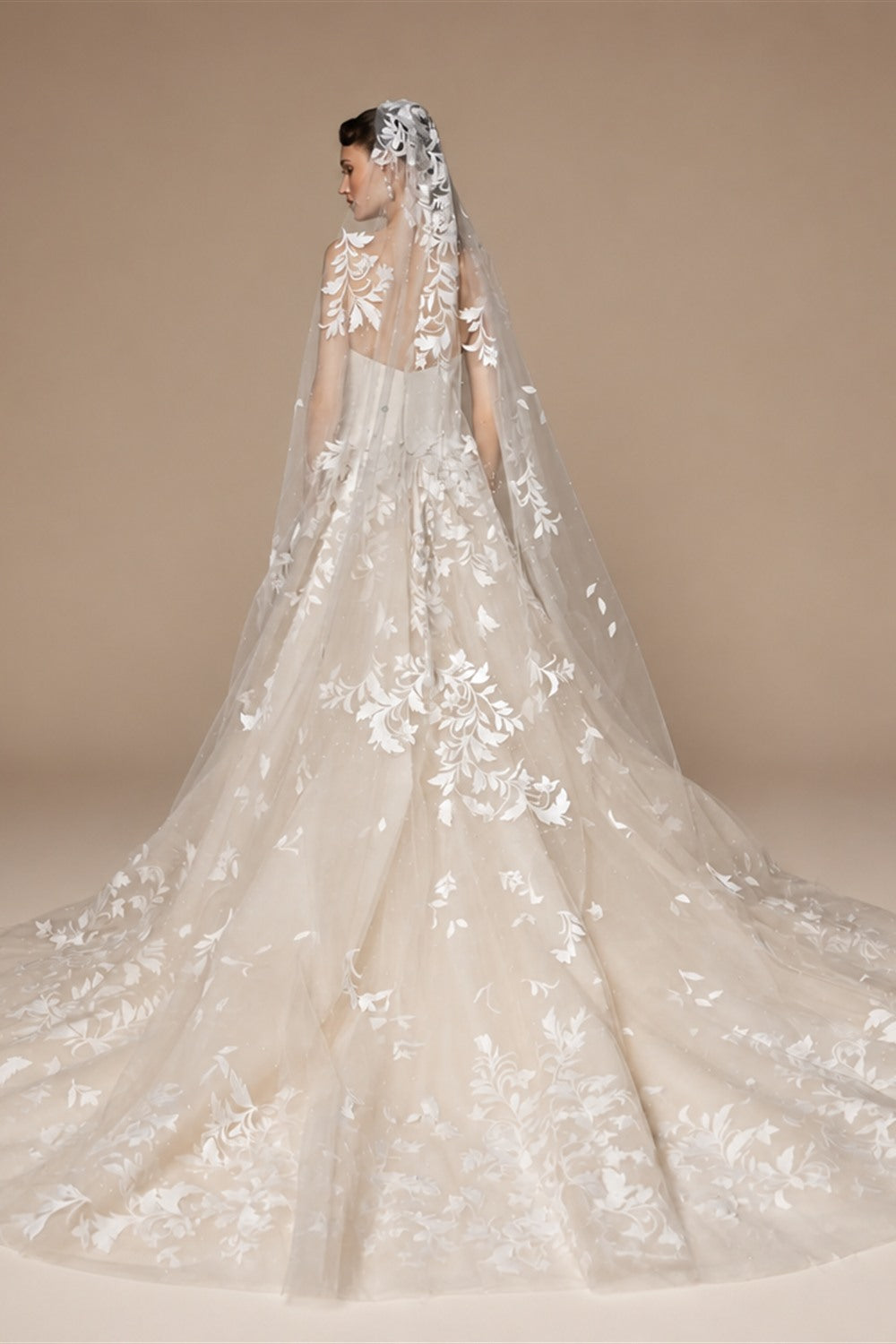 Dreamy Ivory Strapless Floral Lace Mermaid Train Wedding Dress with Veil ZP083