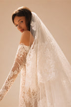 Elegant Ivory Sweetheart Neckline Sheer Lace Mermaid Wedding Dress with Veil ZP133