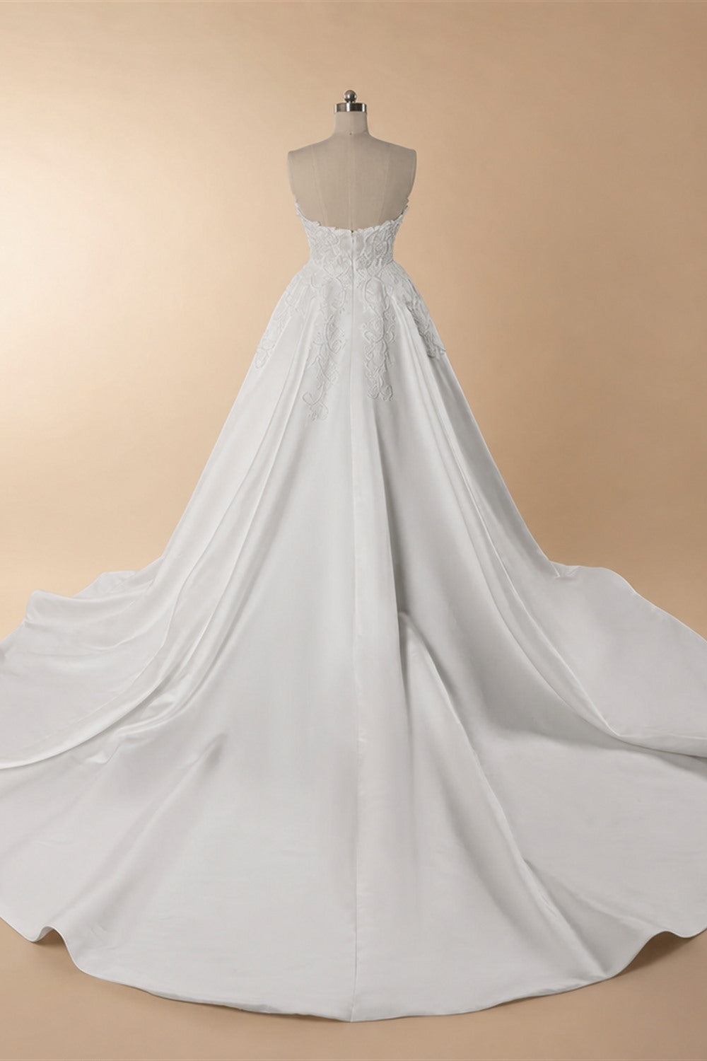 White Satin Strapless Wedding Dress Lace Appliques Sweetheart Neckline Ball Gown ZP010