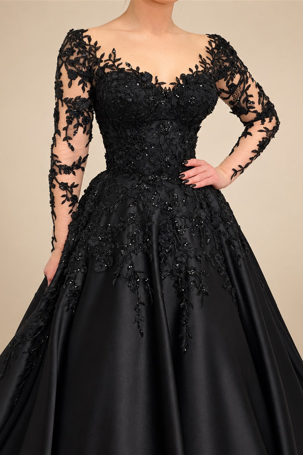 Black Luxury Gothic Wedding Dress Bridal Gown Heavy Beading  ZP199