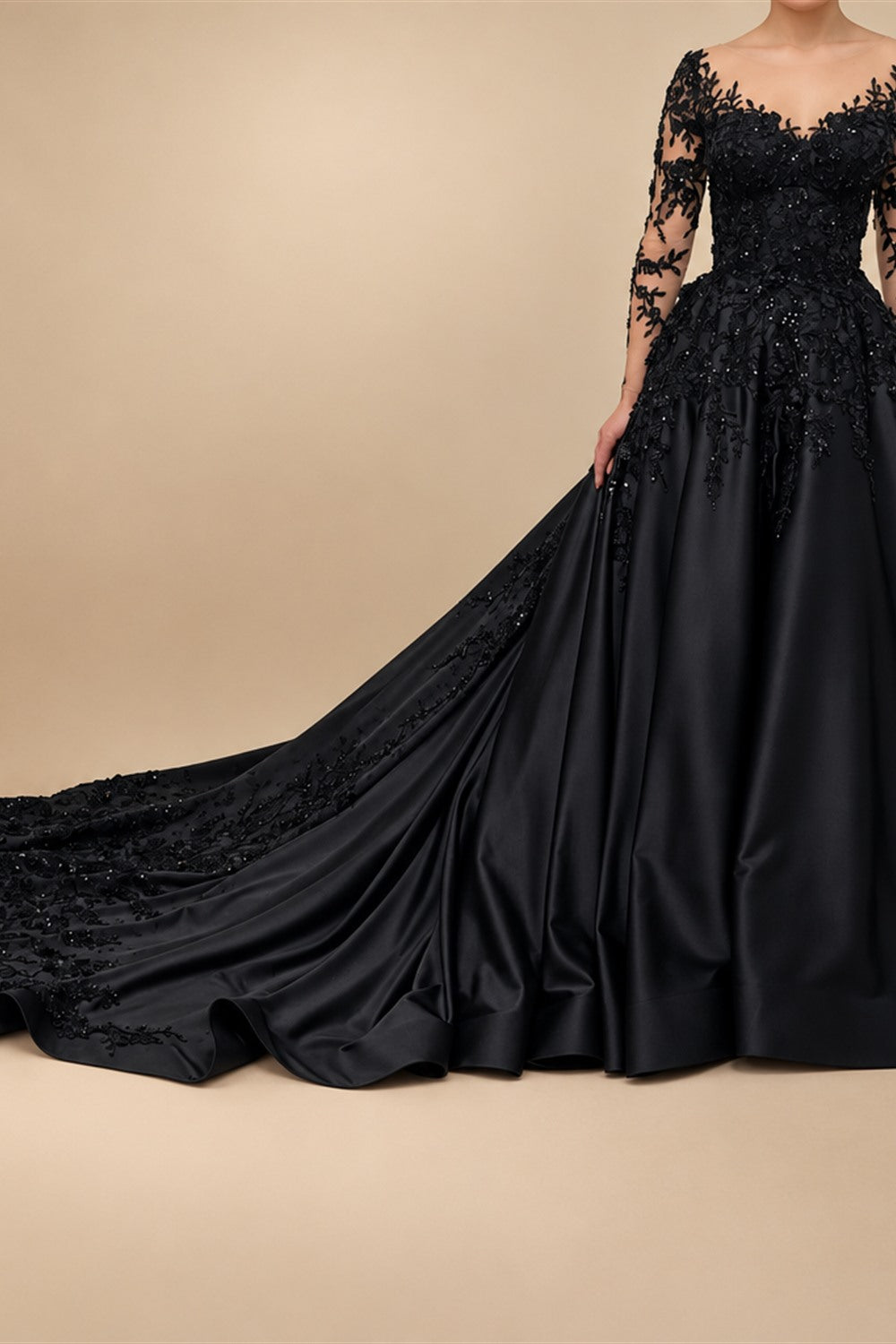 Black Luxury Gothic Wedding Dress Bridal Gown Heavy Beading  ZP199
