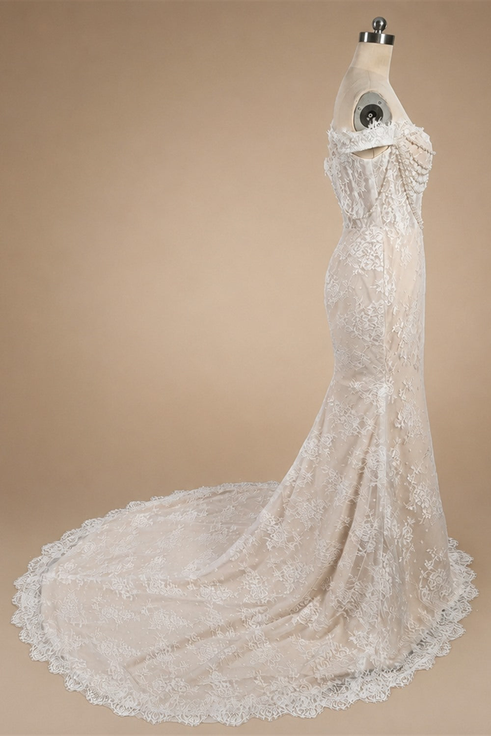 Opulent Ivory Off-the-Shoulder Beaded Lace Tulle Ball Gown Wedding Dress ZP127