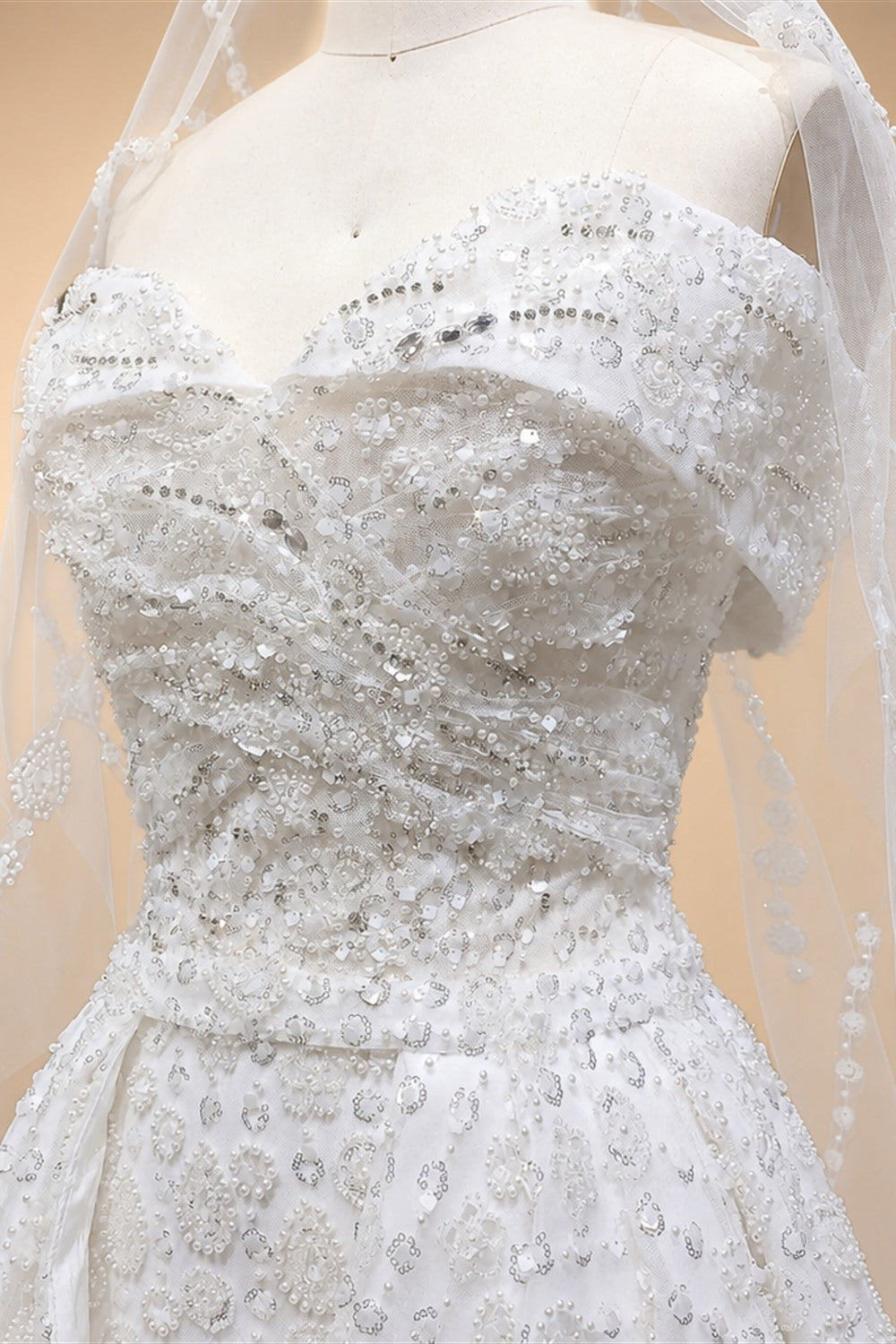 Luxury White Off-the-Shoulder Train Wedding Dress with Veil ZP153