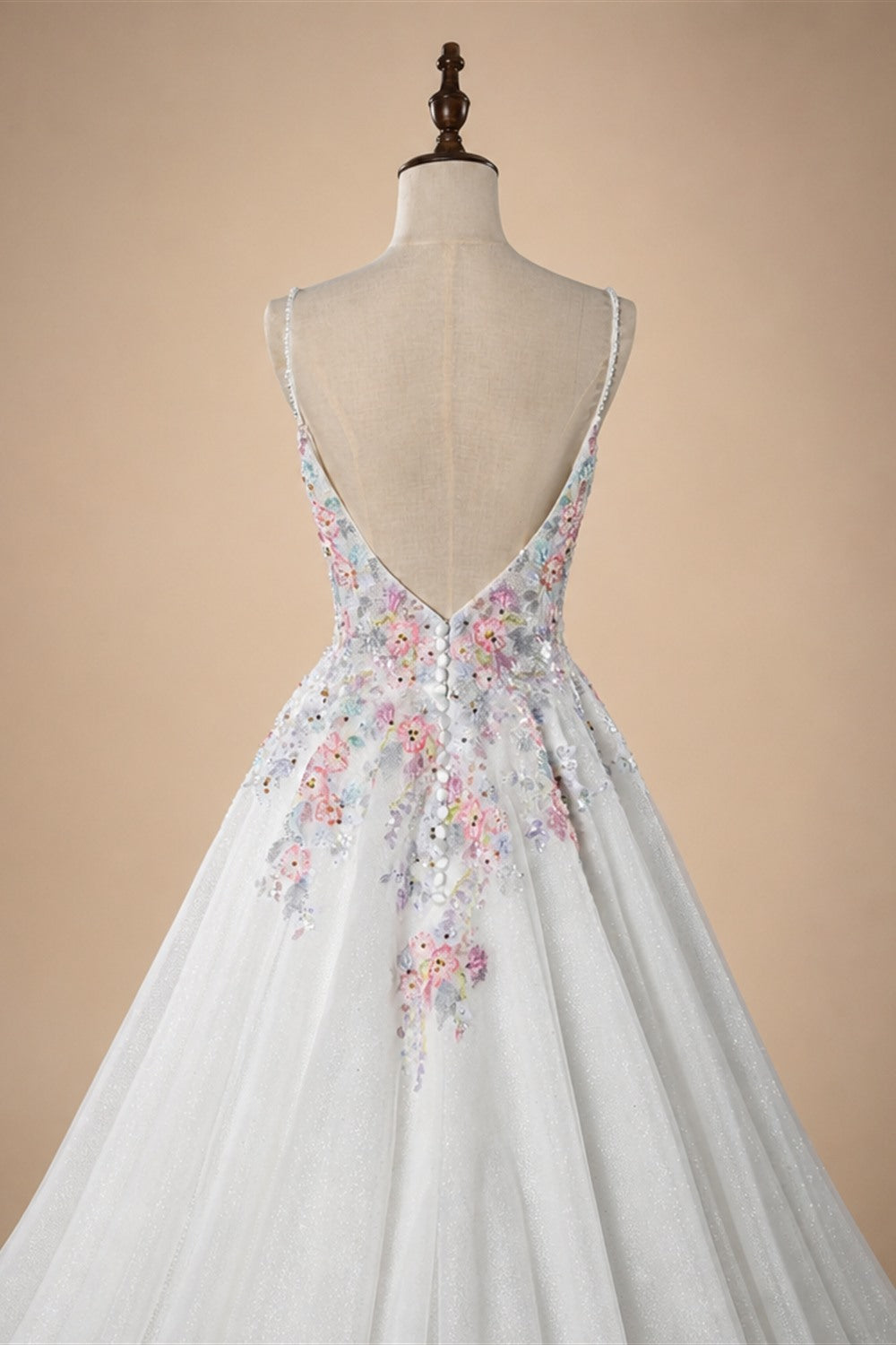 Glamorous White Floral Applique A-Line Tulle Wedding Dress with Train ZP066