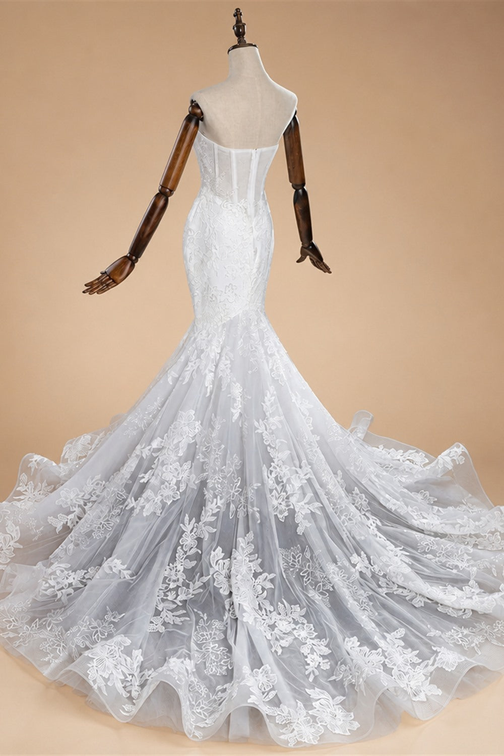 Glamorous White Sweetheart Neckline Mermaid Wedding Dress with Detachable Tulle Sleeves ZP056