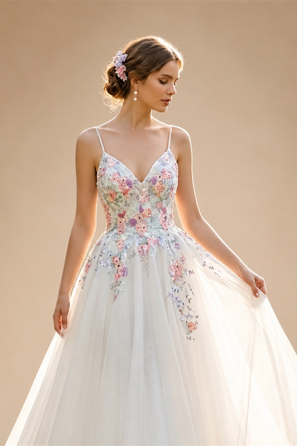 Glamorous White Floral Applique A-Line Tulle Wedding Dress with Train ZP066