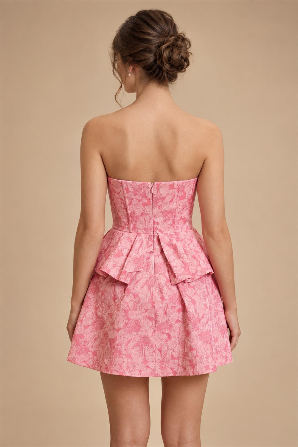 Jacquard A-Line/Princess Strapless Short Homecoming Dresses with Bow & Pearls (SHI22370324)