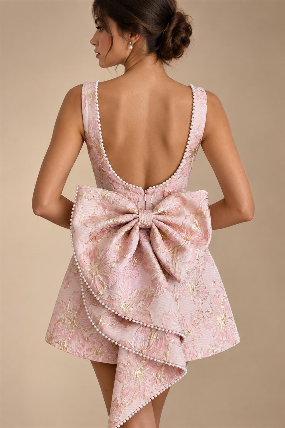 Jacquard A-Line/Princess Strapless Mini Homecoming Dresses with Bow & Pearls (SHI22370329)
