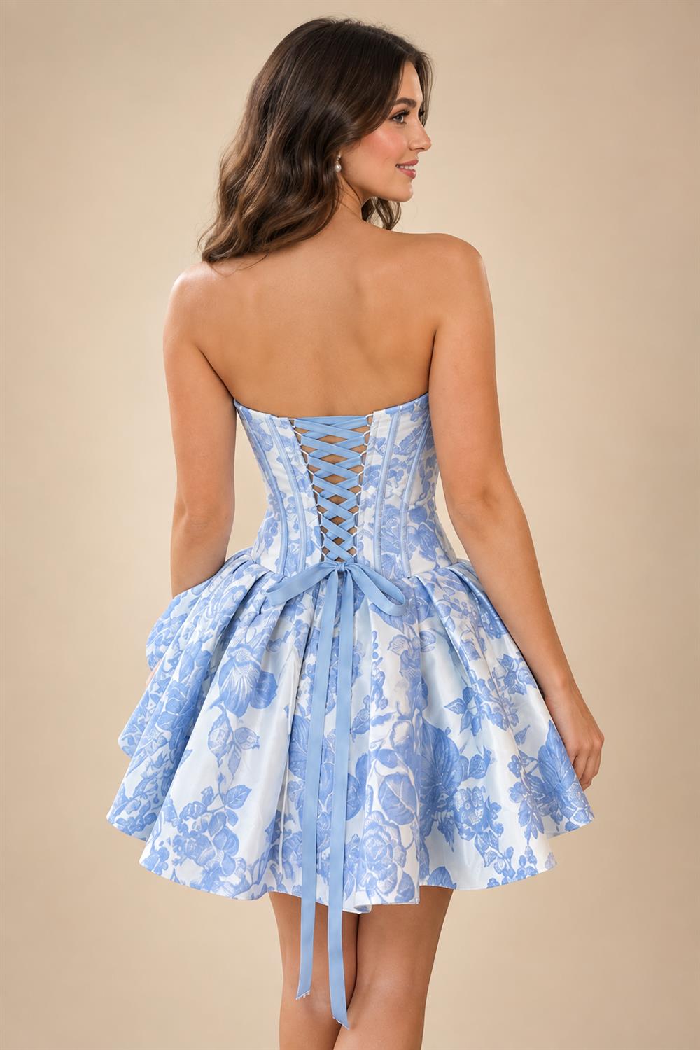A-Line/Princess Strapless Jacquard Mini Homecoming Dresses with Bow & Pearls (SHI22370552)