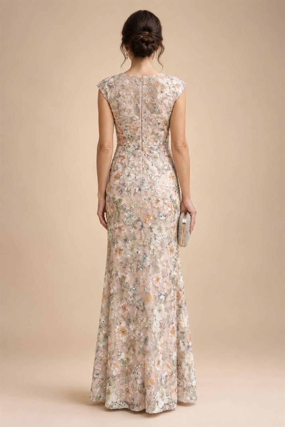 Sheath/Column Floral Lace Mother of the Bride & Groom Dresses with Rhinestones (SHI22500658)