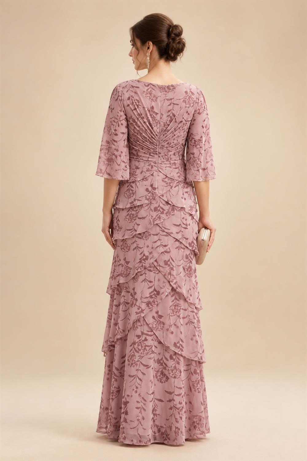 A-Line/Princess Scoop Neck Chiffon Floor-Length Mother of the Bride & Groom Dresses with Lace Appliques & Pleats (SHI22501554)