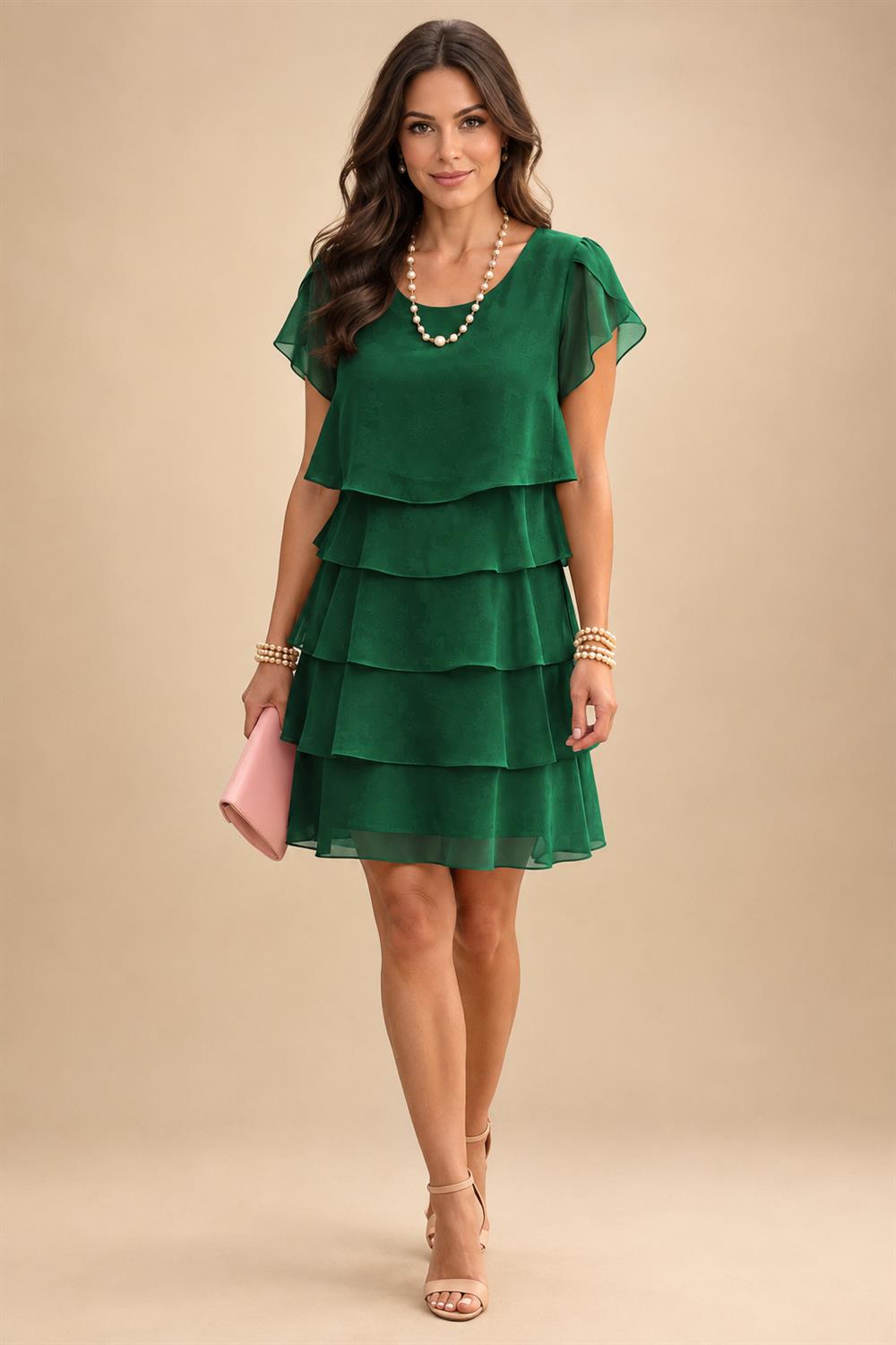 Chiffon A-Line/Princess Scoop Neck Short Mother of the Bride & Groom Dresses Tiered (SHI22500912)