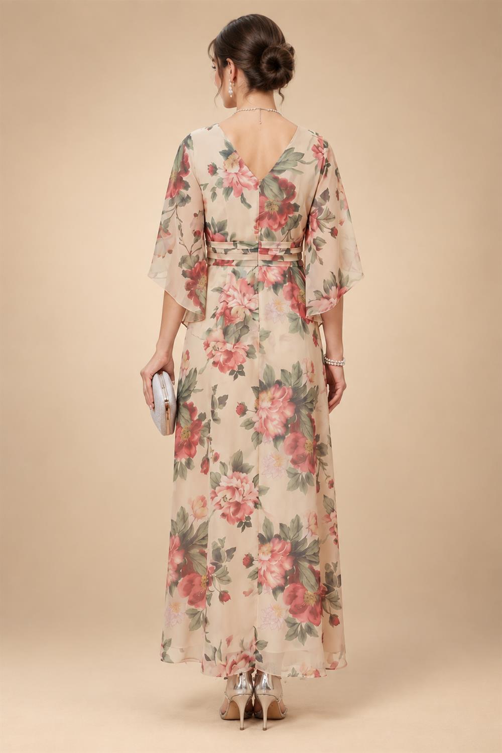 Floral Print A-Line/Princess V-Neck Floor-Length Mother of the Bride & Groom Dresses with Tiered Layers & Ruffles (SHI22501166)