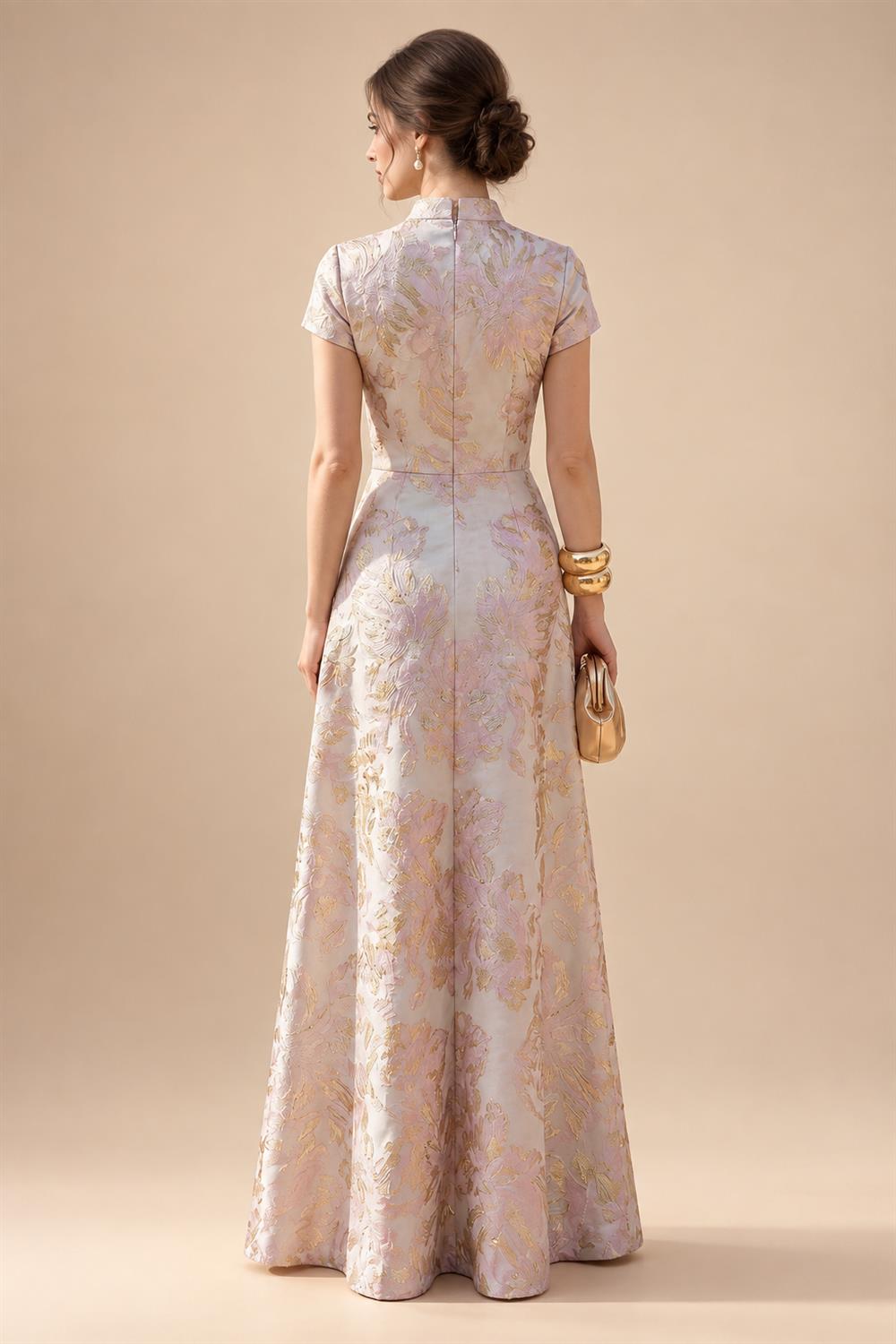 A-Line/Princess Scoop Neck Chiffon Floor-Length Mother of the Bride & Groom Dresses with Lace Appliques & Pleats (SHI22501554)