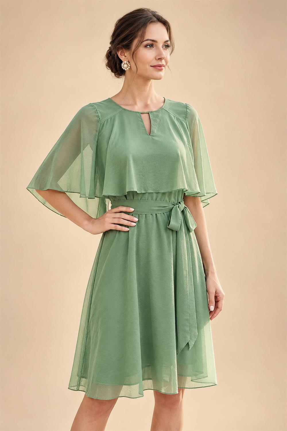 Chiffon A-Line/Princess Scoop Neck Short Mother of the Bride & Groom Dresses Tiered (SHI22500912)