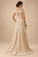 A-Line/Princess Scoop Neck Chiffon Floor-Length Mother of the Bride & Groom Dresses with Lace Appliques & Pleats (SHI22501611)
