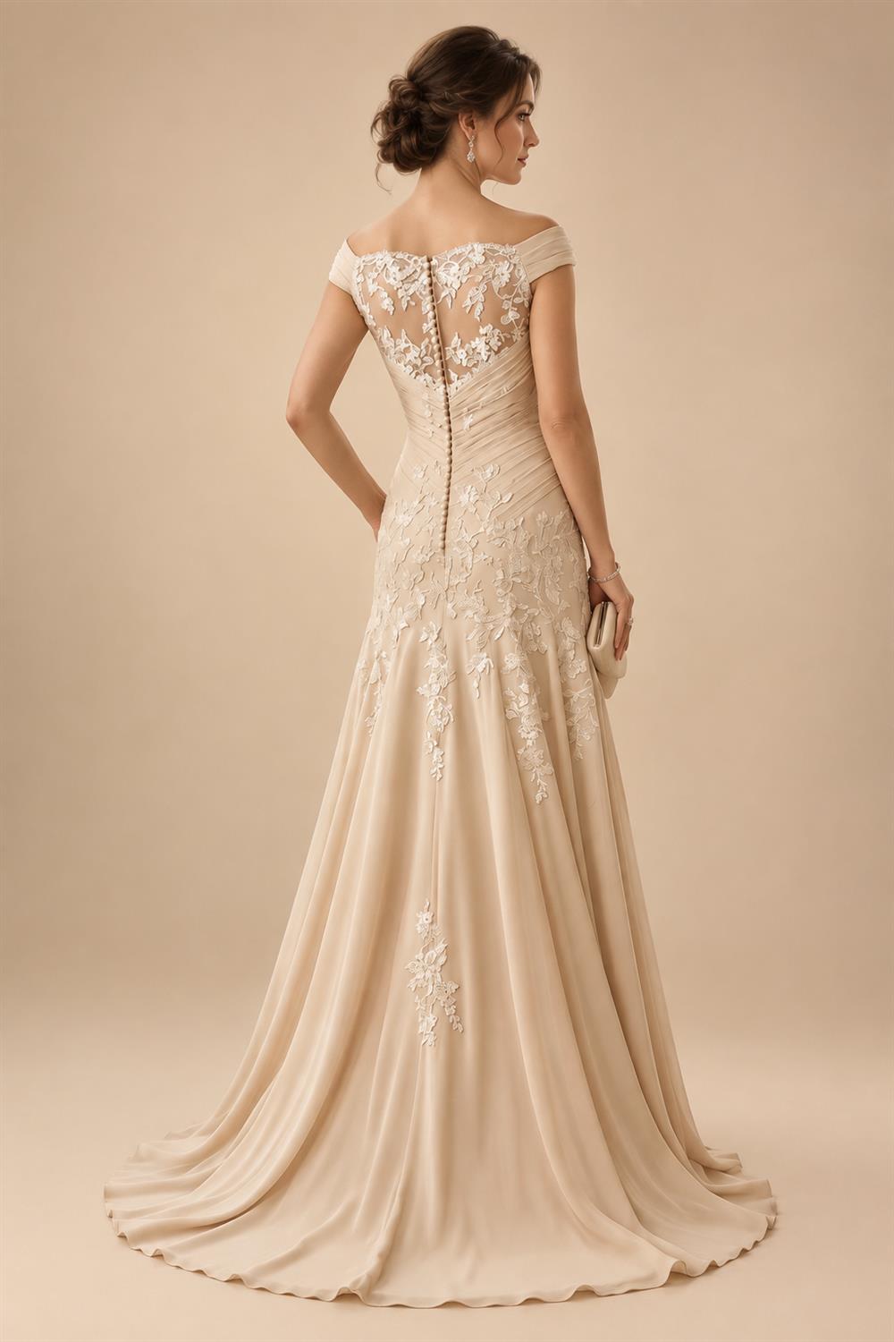 A-Line/Princess Scoop Neck Chiffon Floor-Length Mother of the Bride & Groom Dresses with Lace Appliques & Pleats (SHI22501611)