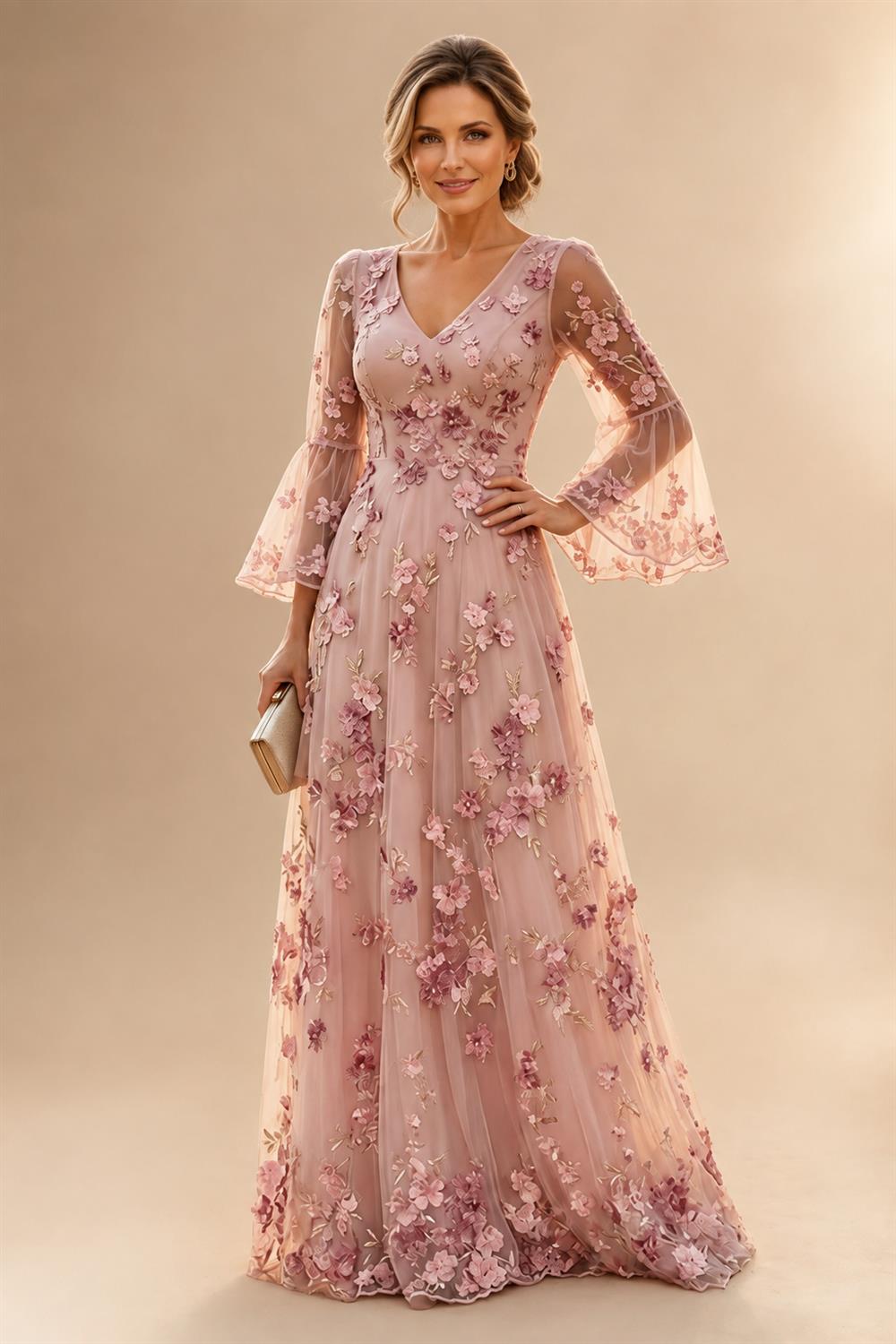 A-Line/Princess Scoop Neck Chiffon Floor-Length Mother of the Bride & Groom Dresses with Lace Appliques & Pleats (SHI22501554)