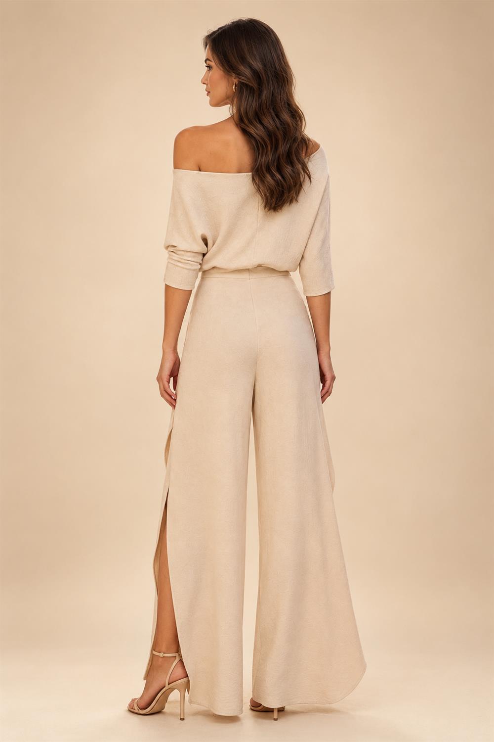 A-Line/Princess V-Neck Chiffon Maxi Mother of the Bride & Groom Dresses with Feather Trim & Pleats (SHI22501651)