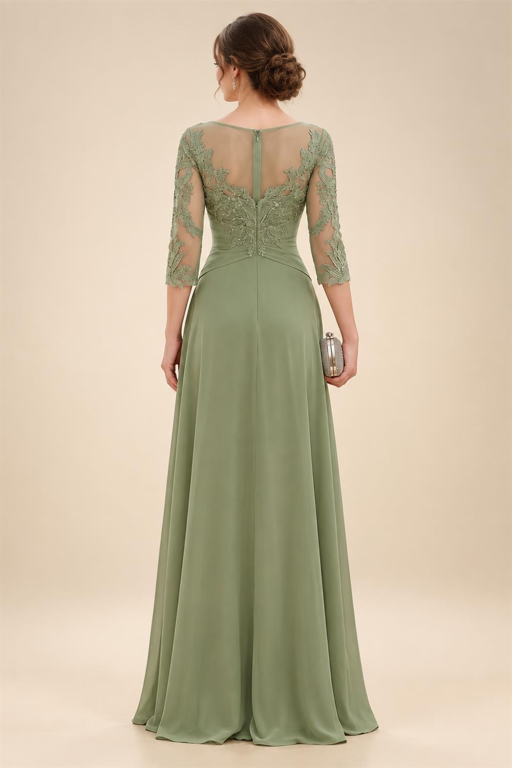 A-Line/Princess Scoop Neck Chiffon Floor-Length Mother of the Bride & Groom Dresses with Lace Appliques & Pleats (SHI22501611)