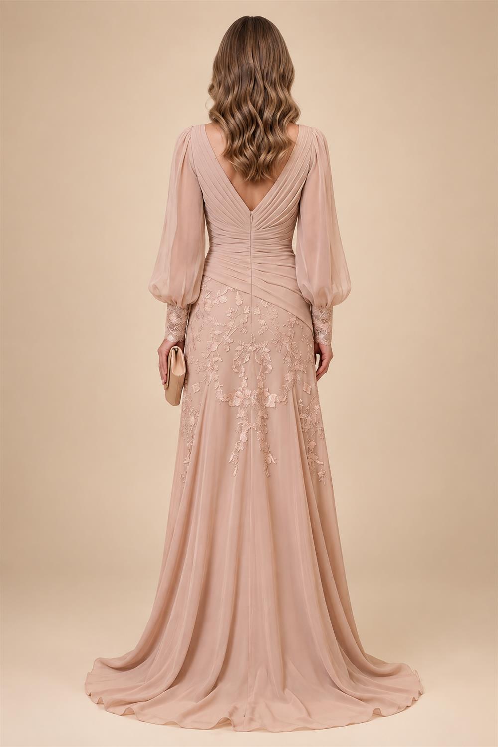 A-Line/Princess Scoop Neck Chiffon Floor-Length Mother of the Bride & Groom Dresses with Lace Appliques & Pleats (SHI22501611)