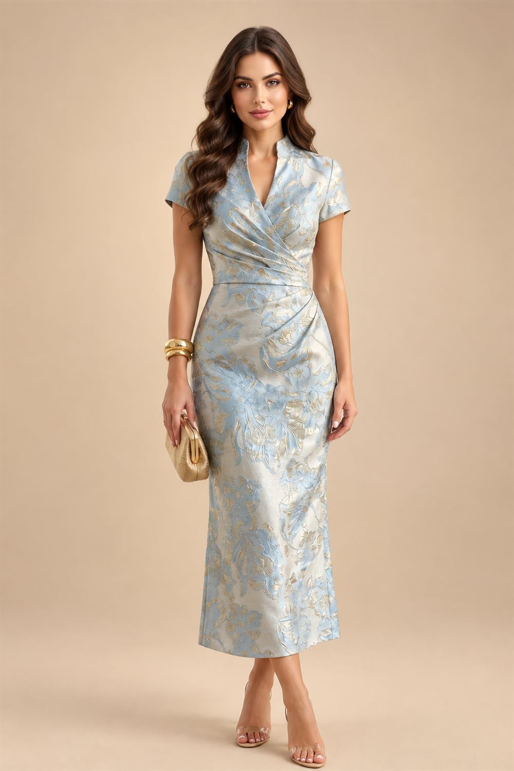 A-Line/Princess Scoop Neck Chiffon Maxi Mother of the Bride & Groom Dresses with Lace Appliques, Sweep Train & Pleats (SHI22501636)
